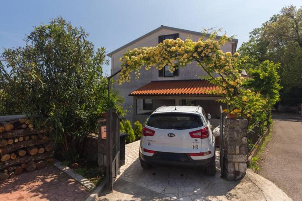 דירות לובראן Secret Garden House מראה חיצוני תמונה